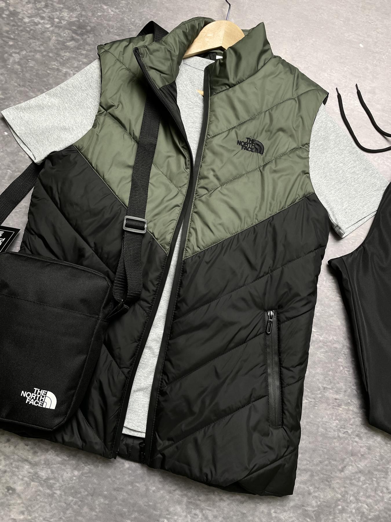 Комплект TNF 'Clip' жилетка хакі-чорна+ сіра футболка та штани president + барсетка у подарунок