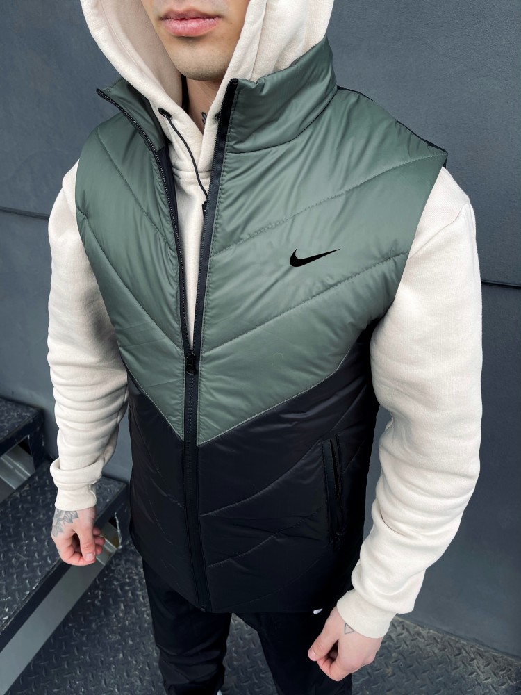 Комплект TNF 'Clip' жилетка хакі-чорна+ сіра футболка та штани president + барсетка у подарунок