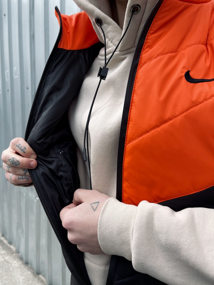 Комплект TNF 'Clip' жилетка помаранчево-чорна + сіра футболка та штани president + барсетка у подарунок