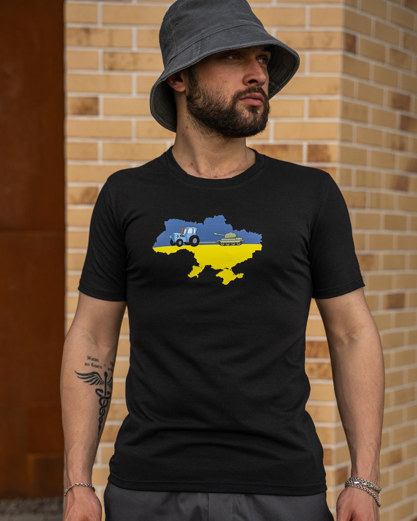 Футболка чорна 