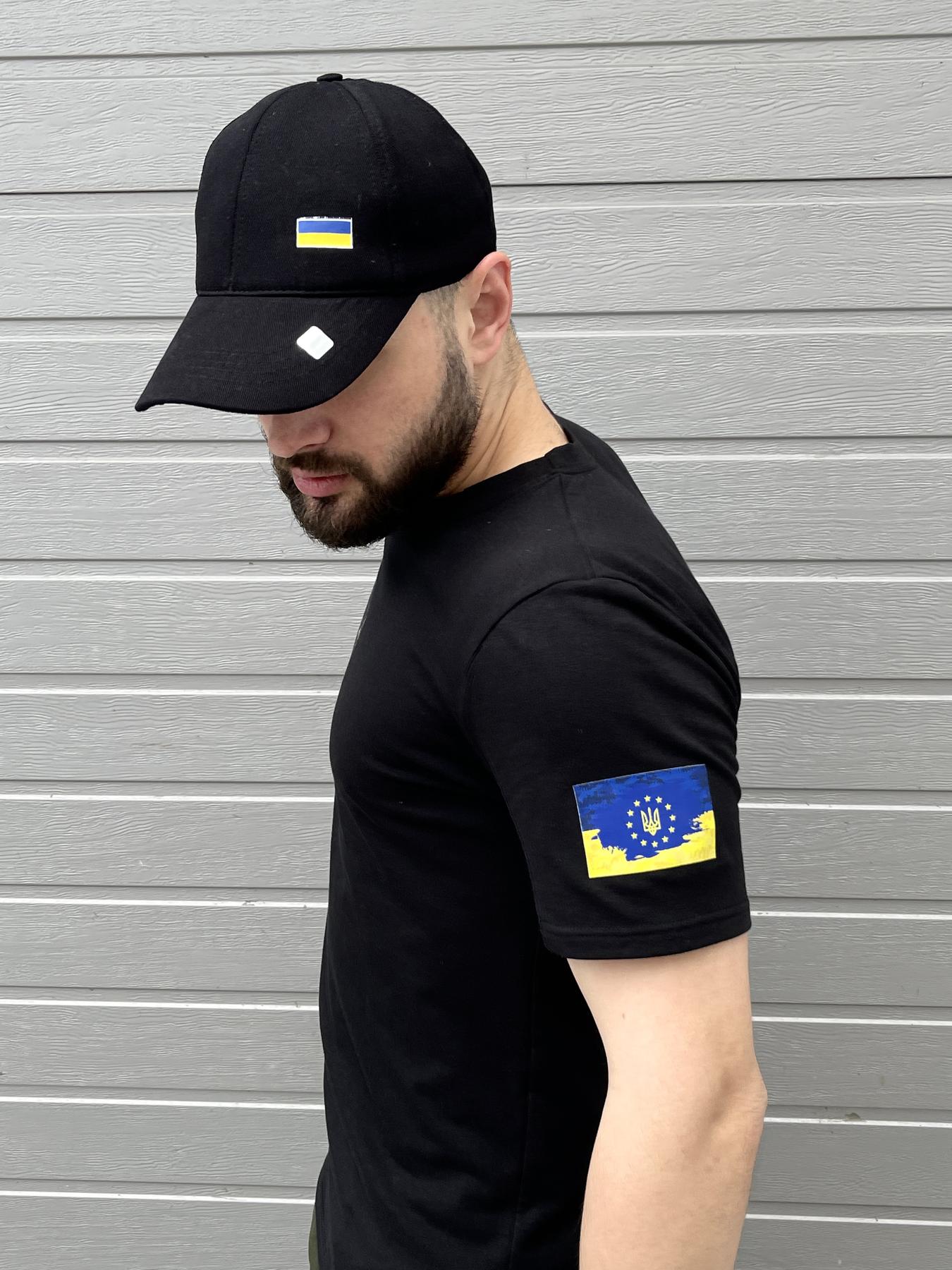 Футболка з прапором Ua та EU на плечі малий принт