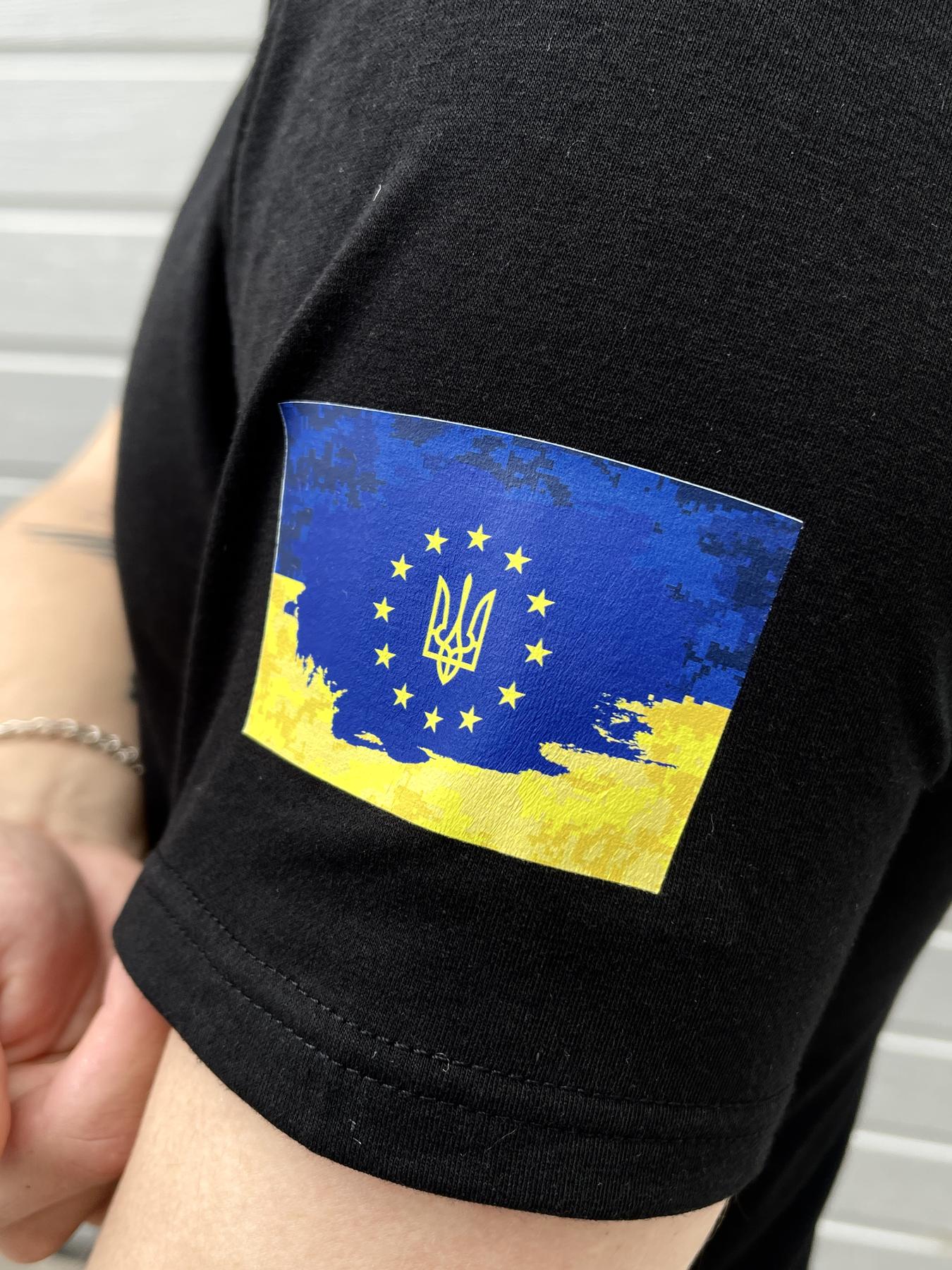 Футболка з прапором Ua та EU на плечі малий принт