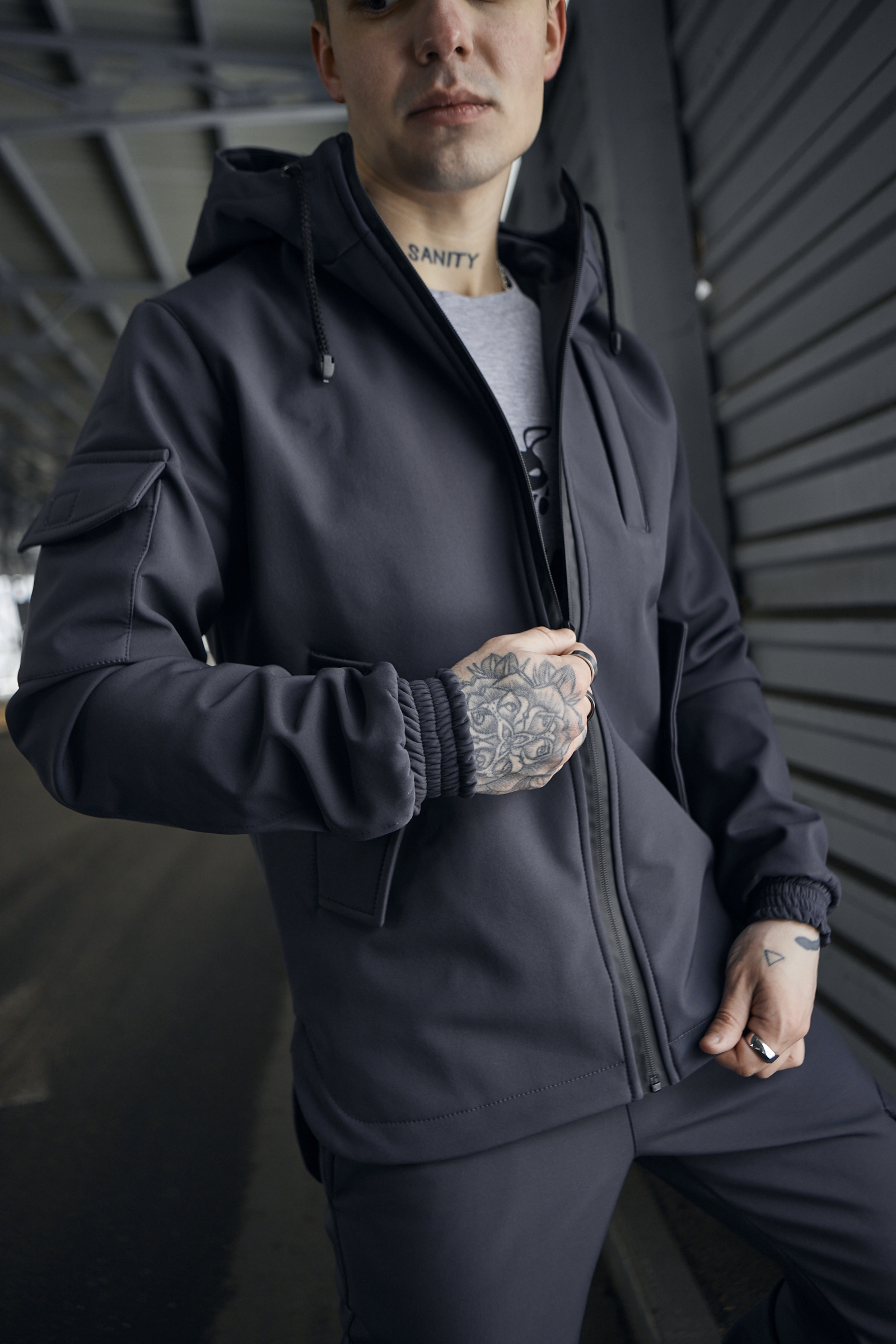 Костюм Softshell Intruder серый